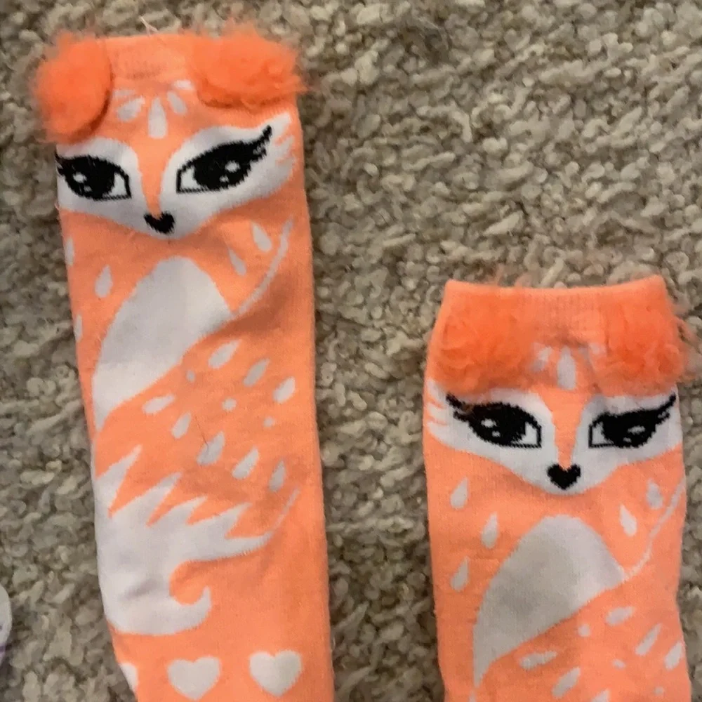 EUC Justice socks - 2 pairs